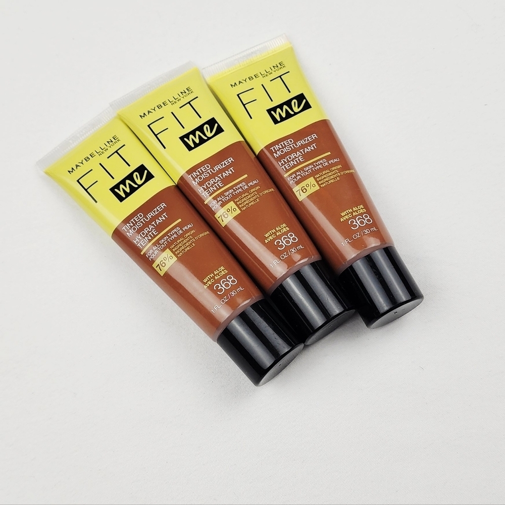 FIRM PRICE 🔥Maybelline Fit Me Tinted Moisturizer BUNDLE OF 3 - Picture 2 of 6